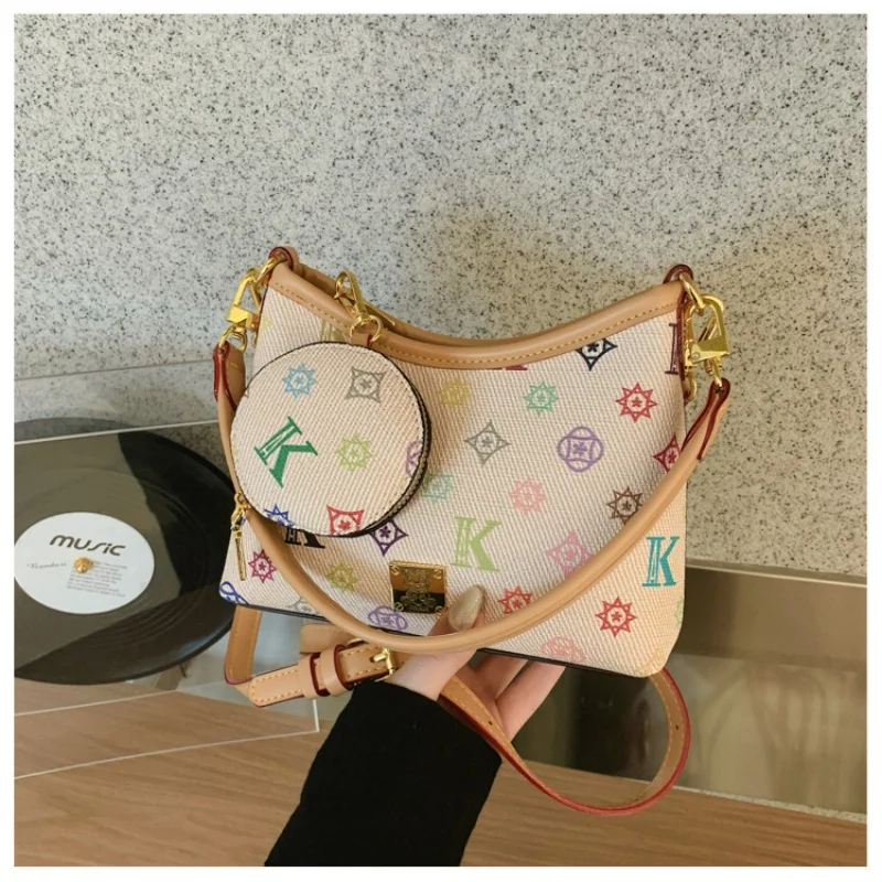 

Printed Dumpling Bag Chain Strap Underarm Purse for Women Spacious Crossbody Tote Luxe Day-to-Night Bag Versatile Shoulder Bag​