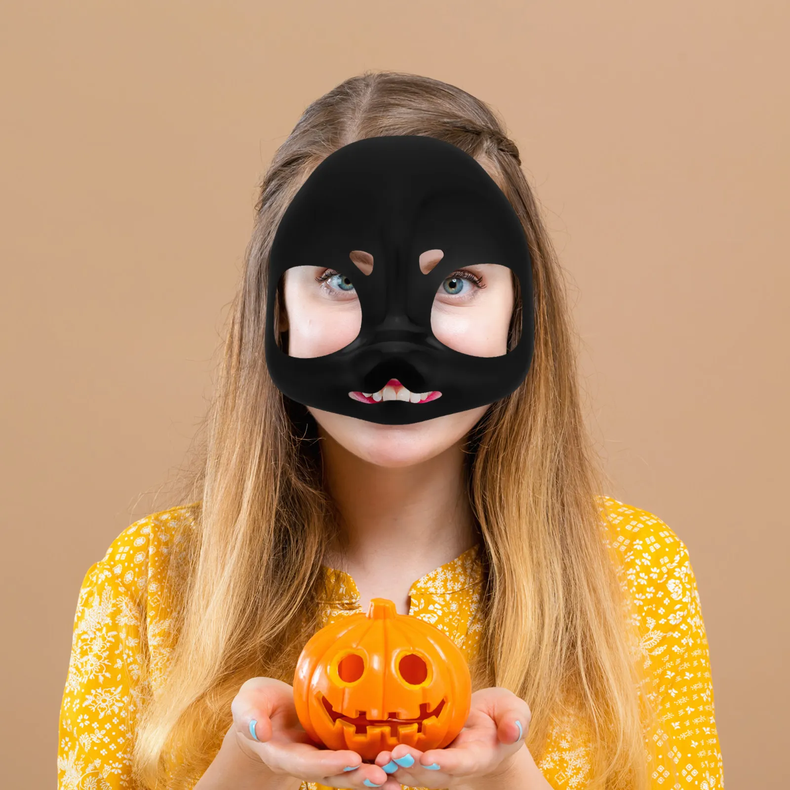 Comfortable Plastic Black Skull Mask Animal Cosplay Mask for Halloween Party Masquerade Dress Up Props DIY Costume Small Beast
