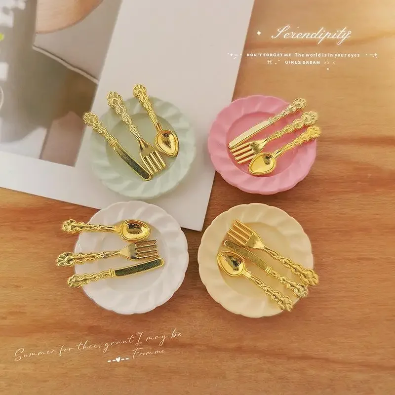 1 Set 1:12 Poppenhuis Miniatuur Taartschotel En Mes Vork Lepel Combinatie Model Voor Poppenhuis Decor Kinderen Fantasiespel speelgoed Gift