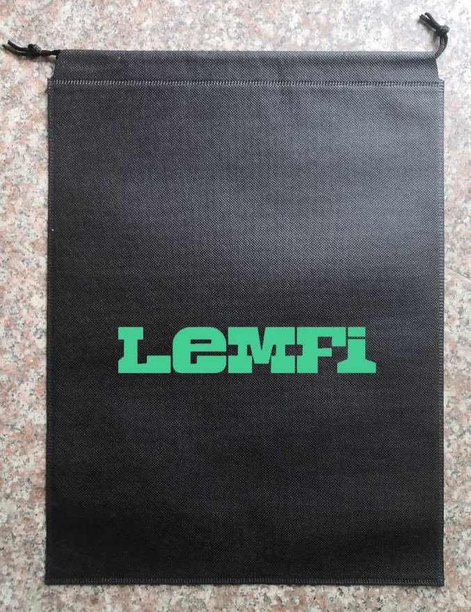 250 pcs JGM and 250 pcs  LEMFI 20*27cm  Non woven shopping bags with  logo print