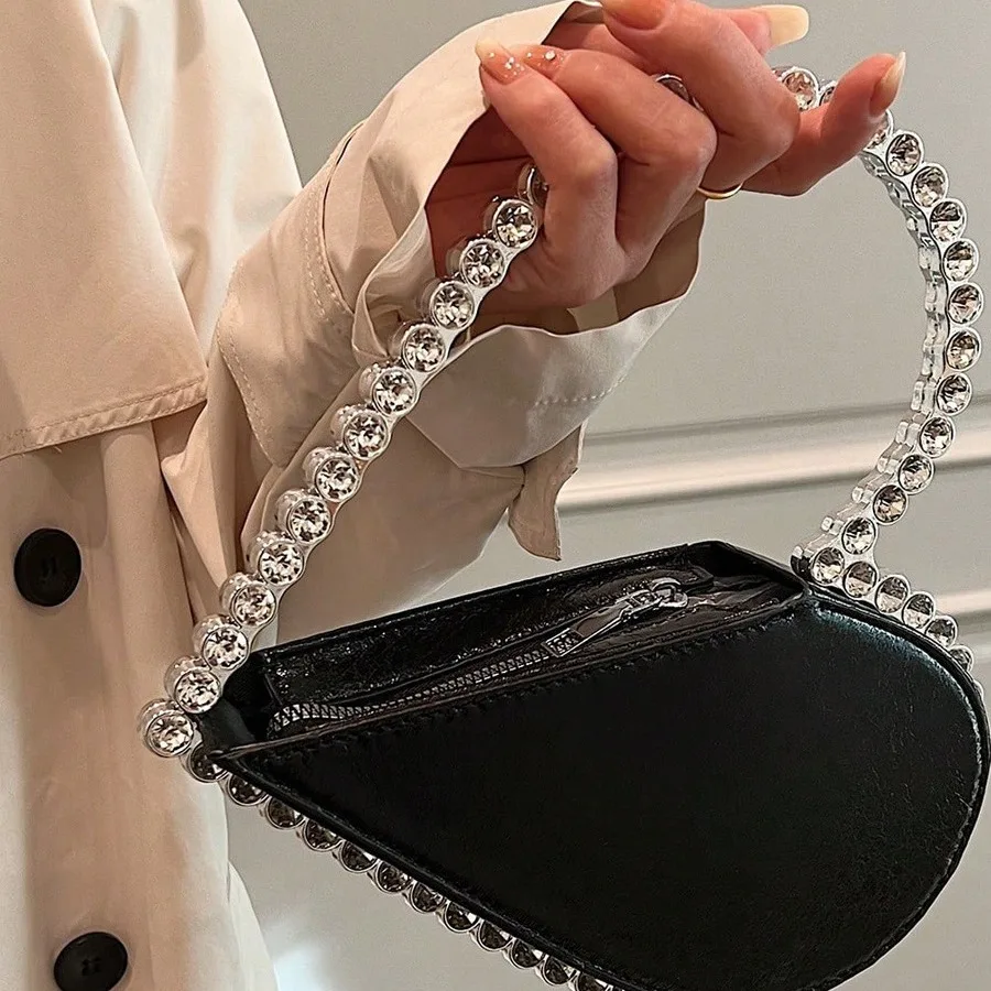 2025 Spring And Summer New Clutch Heart-shaped Bag With Diamonds Evening Bag Fashion Women Party Dress Up Temperament Bag