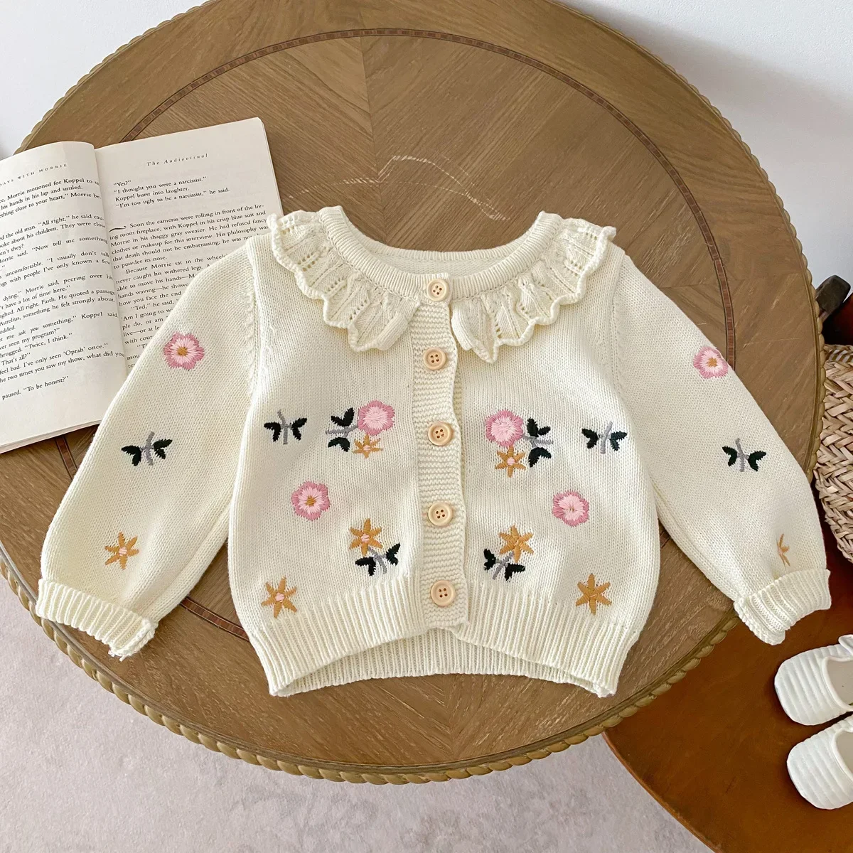 8431 Baby Clothes Girl's Knitted Sweater Winter Spring New Flowers Embroidered Girl's Cardigan Lotus Leaf Collar Knitted Tops