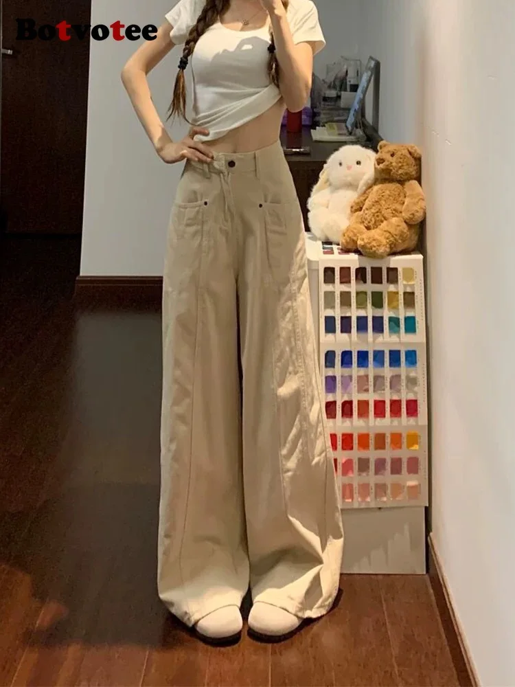 Botvotee Retro Amerykańskie Beżowe Jeansy Denimowe Damskie Streetwearowe Luźne z Wysokim Stanem Rozszerzane Jeansy w Stylu Lat 50./60. Vintage Spodnie Cargo