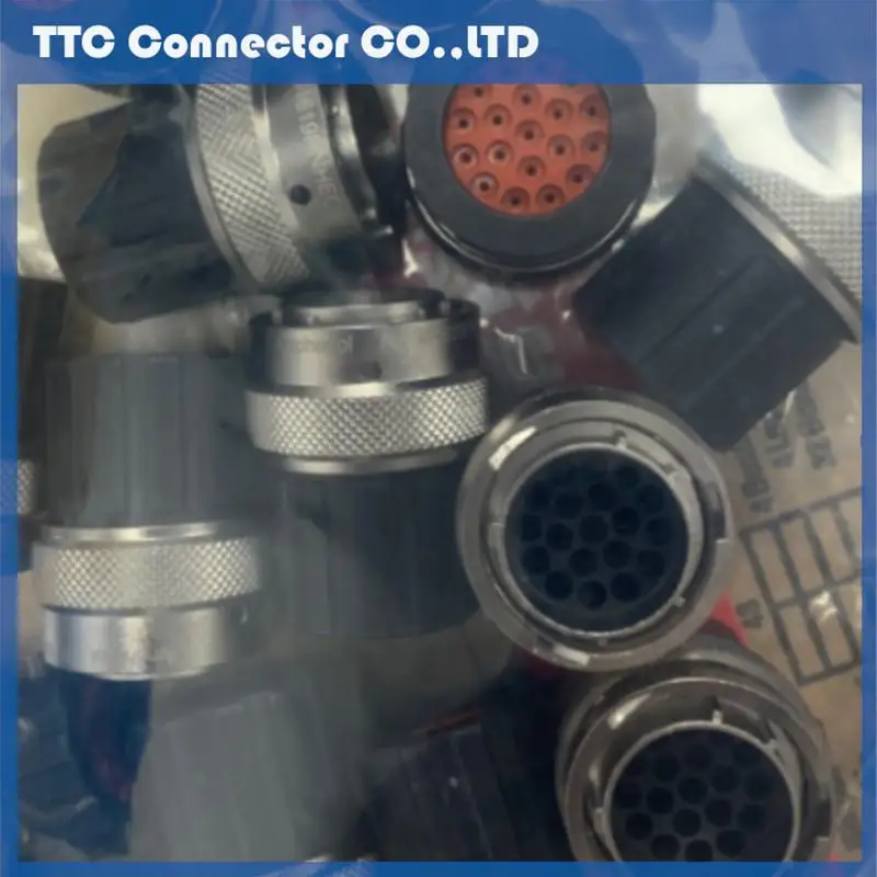 

1pcs new and origianl connector RT061619PNH