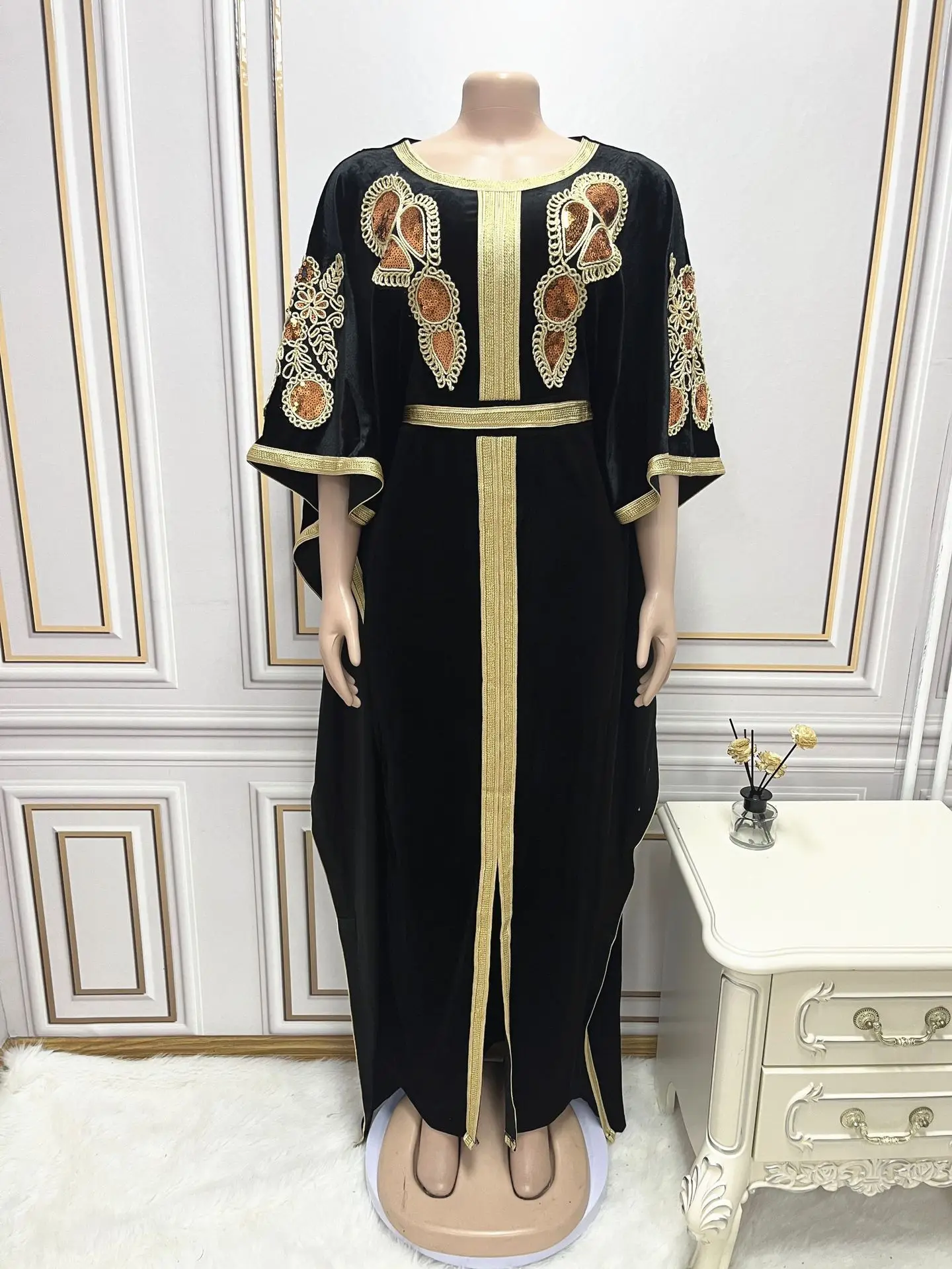 Abaya-Robe longue musulmane pour femme, caftan marocain en velours, caftan arabe de Dubaï, robe de soirée de luxe, 2024