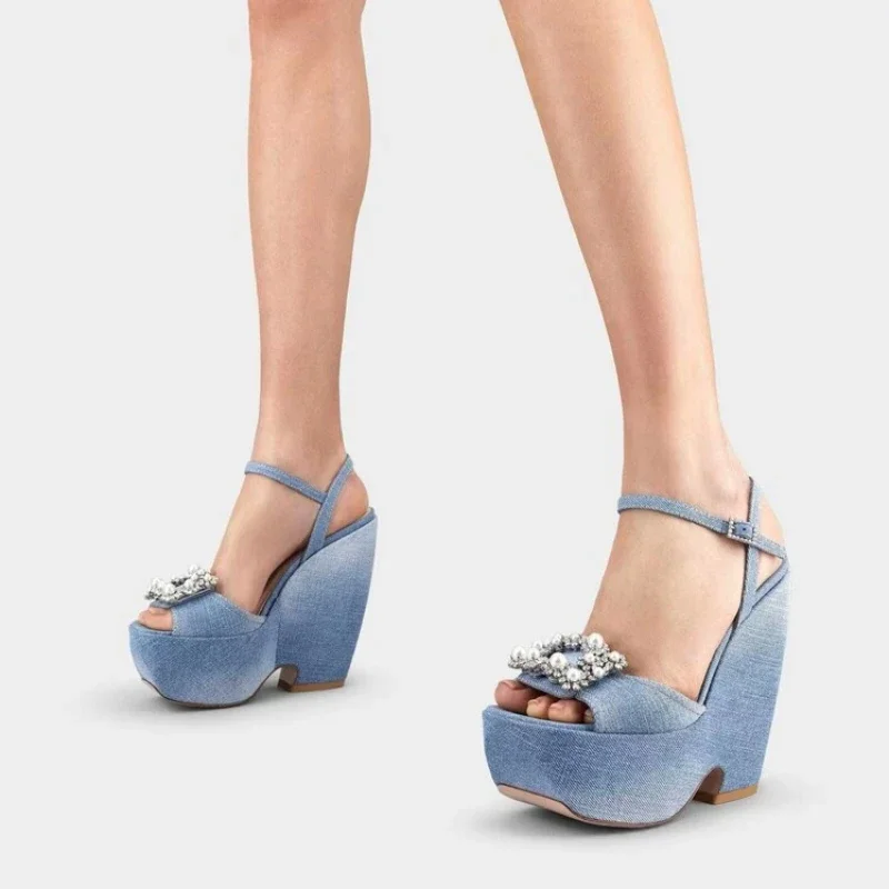 

2024 Women's Summer Ultra High Heel Thick Sole Sandals Fashion Water Diamond Fish Mouth Open Toe Buckle Large Sandals