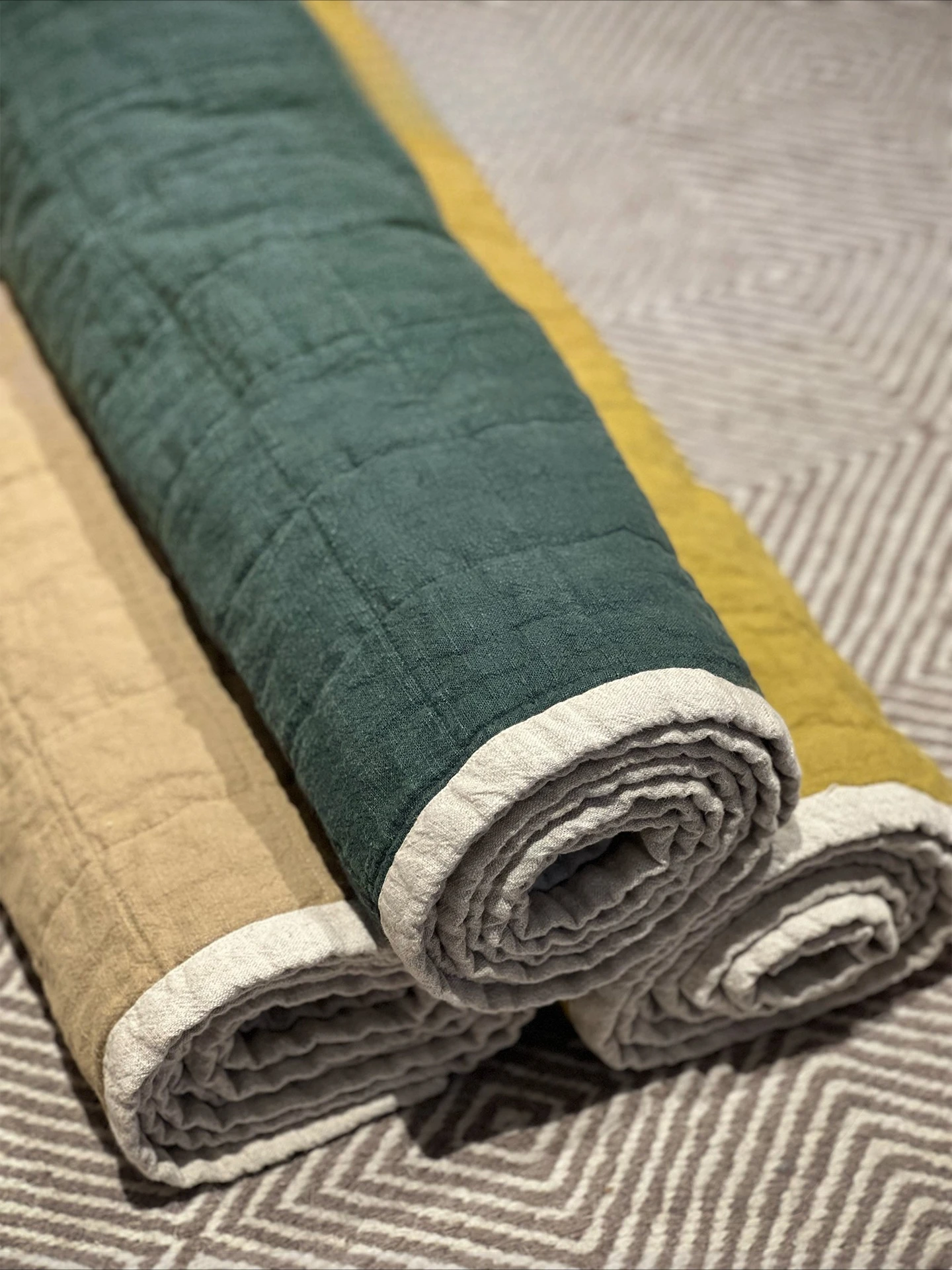 Pure ramie yoga mat, warp and weft pattern hemp color hemming meditation, sitting sofa multi-purpose mat