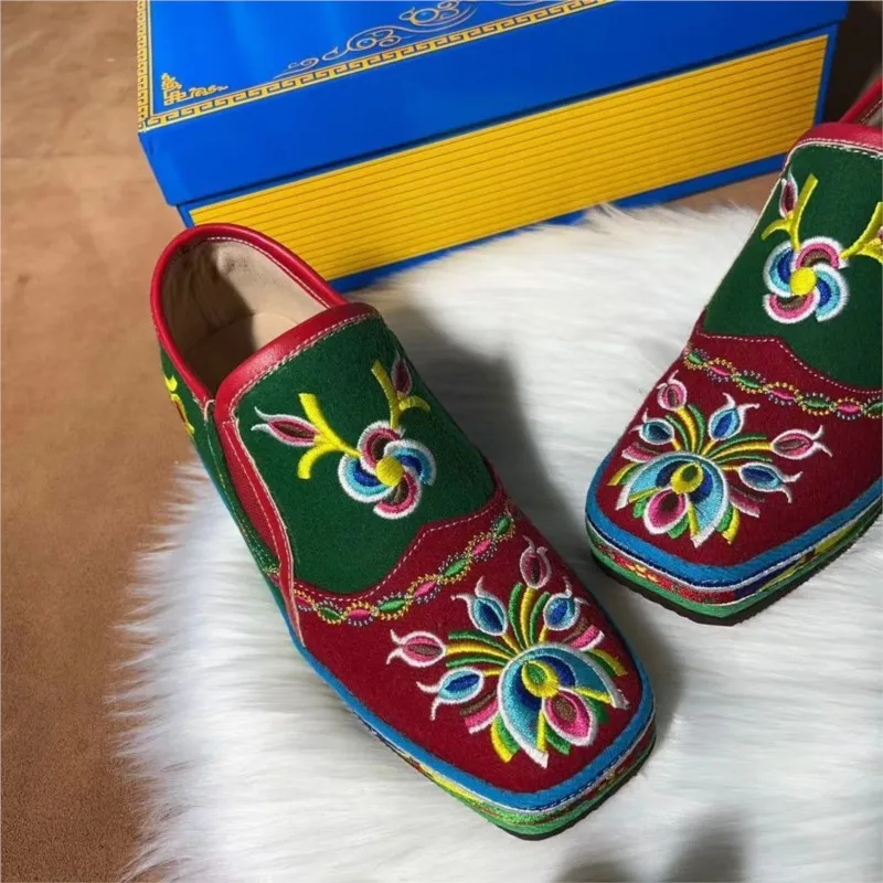 Tibetan And Qiang Women's Shoes With Increased Height Inside, Single Shoe With Wool Velvet Traditional Embroidery Flat Footwear