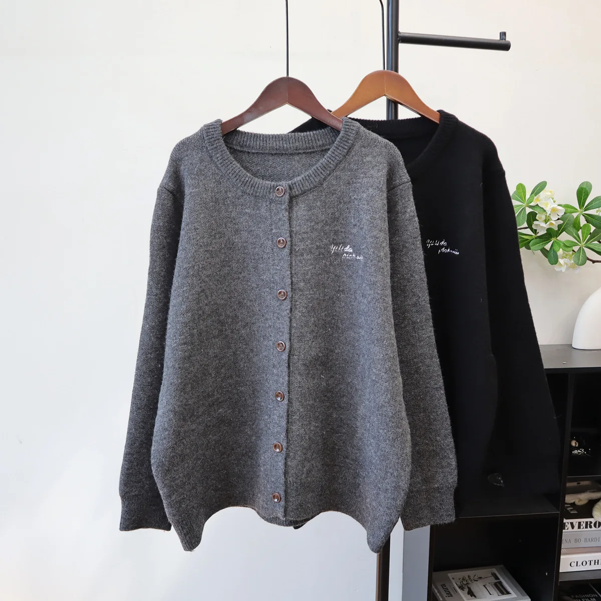 

Knitted Women Cardigan Sweaters Solid Jumpers Embroidery O Neck Long Sleeves Single Breasted Loose Fit Casual 2026 Autumn Winter