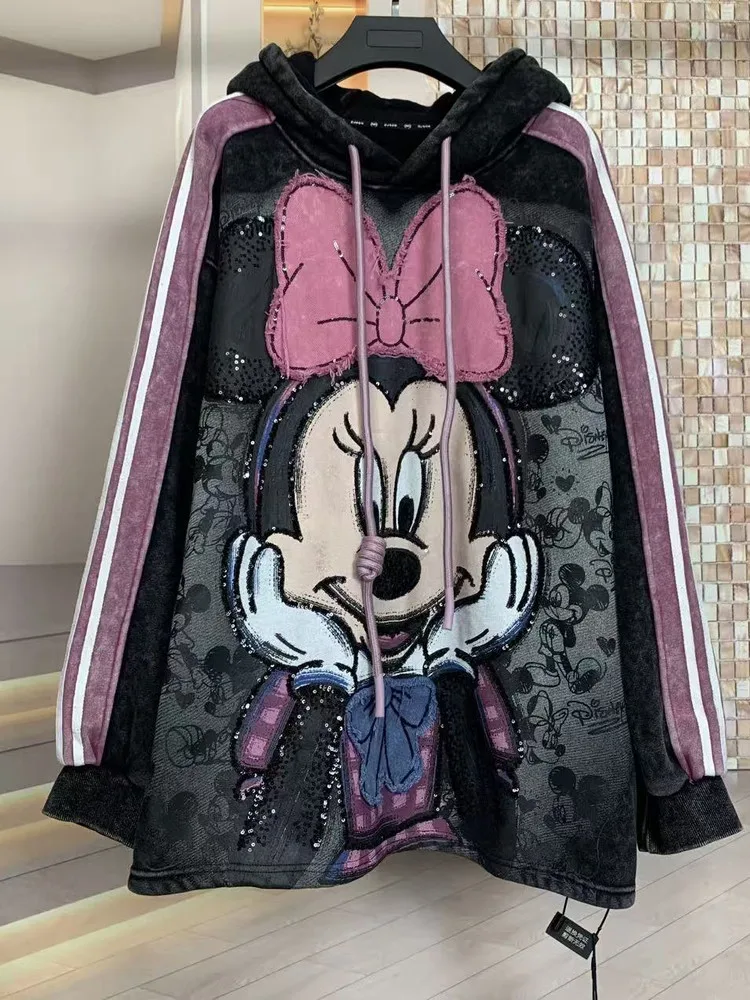 เสื้อฮู้ดขนแกะแบบใหม่สำหรับฤดูหนาวปี 2025 ปักลายหนา ลดอายุ แฟชั่นการ์ตูน เสื้อฮู้ดหลวมๆ สำหรับผู้หญิง เสื้อแจ็คเก็ตผูกเชือก