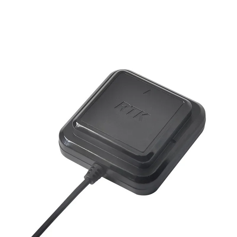 Wodoodporna antena GNSS RTK Aktywna rolnicza antena GPS o wysokim zysku pomiarowym Moduł GPS o wysokiej dokładności z zewnętrzną obudową IP67