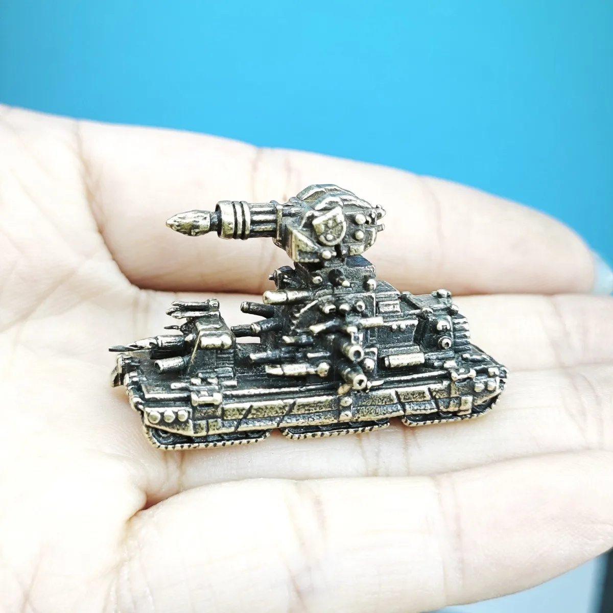 Brass Sci Fi Heavy Tracked Vehicle Miniature Model Diorama Sand Table Decor Micro Landscape Tabletop Display Ornament