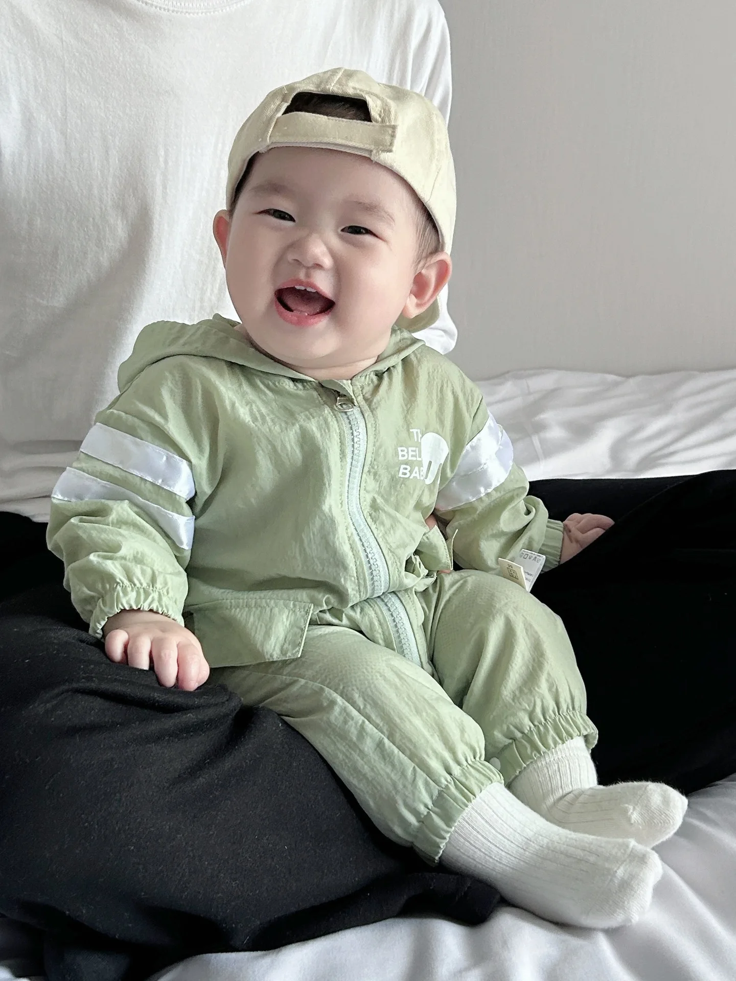 Spring Newborn Infant Baby Boys Nylon Romper Hooded Kids Baby Romper One Piece Zippered Casual Fashion Baby Clothing