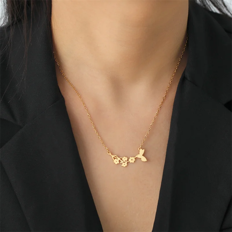Klassische Goldfarbe Edelstahl Halskette für Frauen Kette Halsreif Mond Kaktus Anhänger Halskette Schmuck Geburtstags geschenk Großhandel – Detail 17