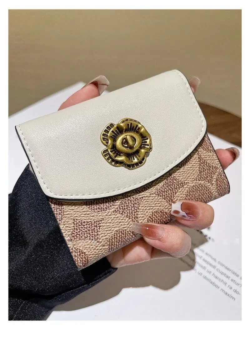 High End Camellia Organ Card Bag Exquisite Zero Wallet Multi Slot Light Luxury Retro Fashion Multi Functional Storage Wallet