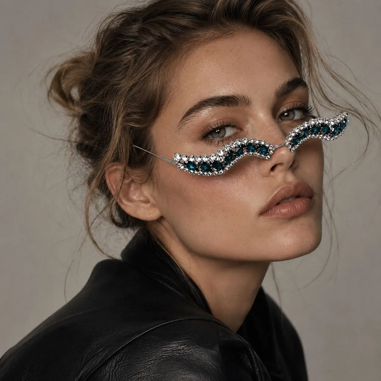 Mistery Deep Blue Crystal Wave Shape Eye Sticker Reusable Self Adhesive Face Jewelry Makeup Decoration Party Music Festival