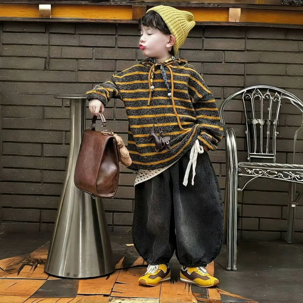 

Комплект из 2 предметов, весенне-осенний комплект одежды для мальчиков, пуловер в полоску, верхнее пальто с капюшоном, куртка + джинсовые брючные костюмы, детская уличная одежда