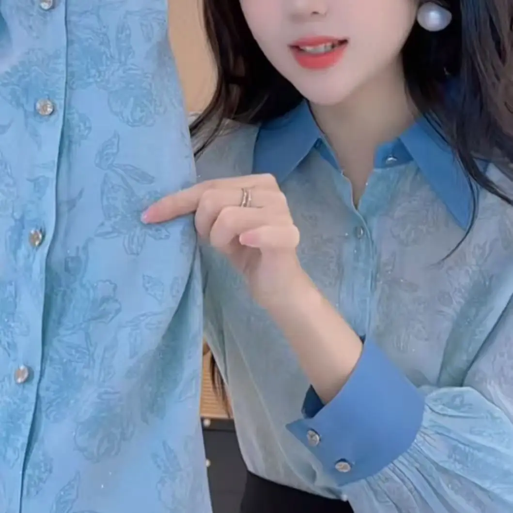 Camicia elegante a maniche lunghe Nuovo top alla moda da donna