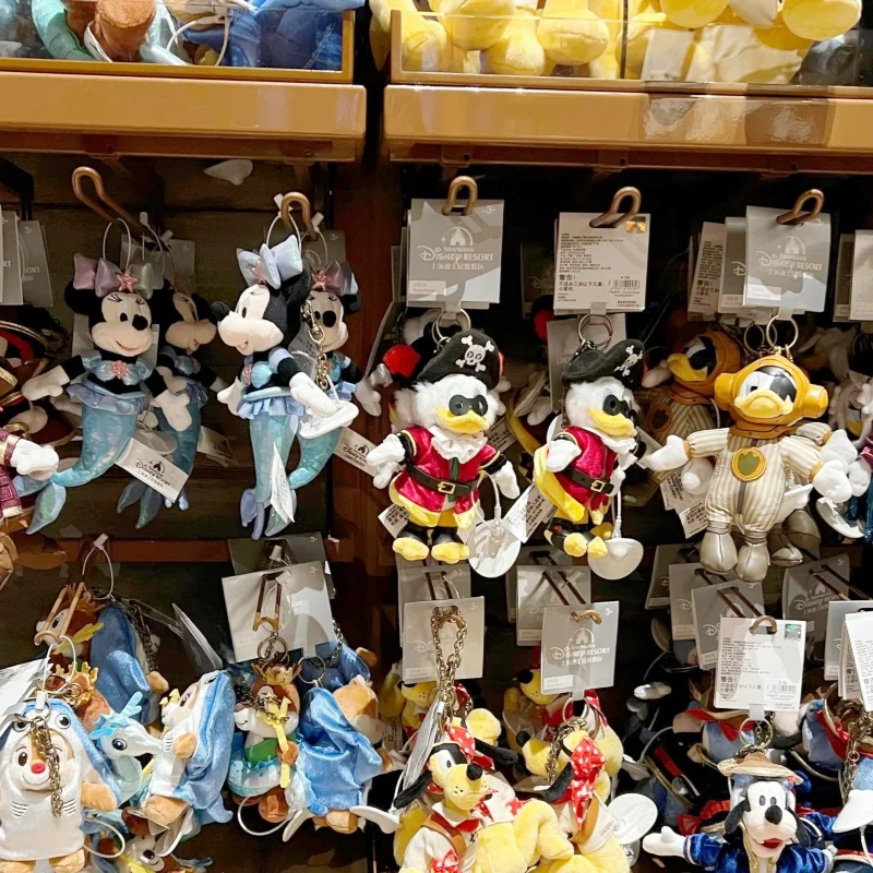 

Disney Plush Keychain Caribbean Pirates 2025 Kraken Series Donald Duck Shanghai Disney Resort Bag Pendant For Disney Fans