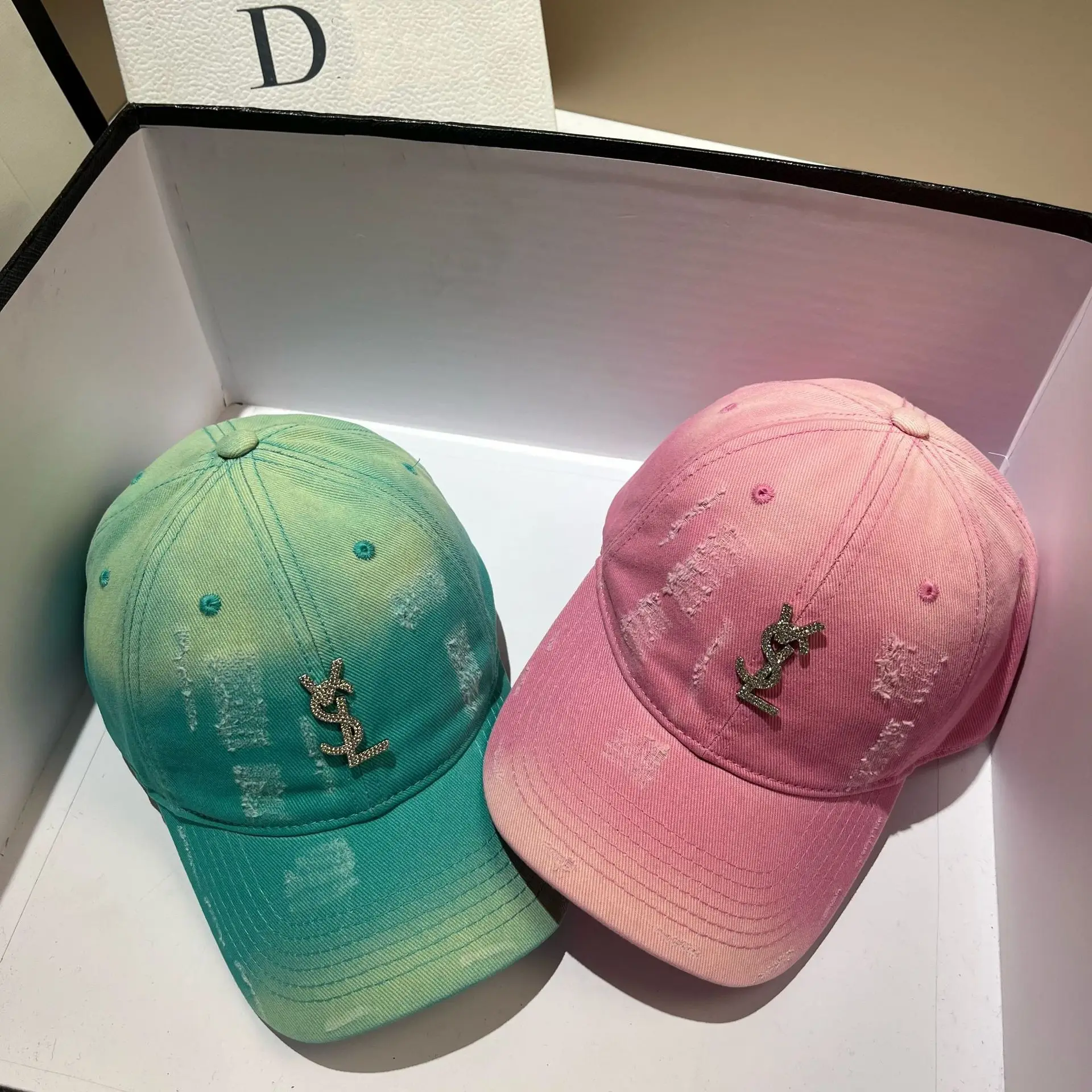 

​Trendy Gradient Washed Baseball Cap 2025 - Distressed Broken Hole Unisex Hat, Heavy Artisan Design, Spring Summer Fashion​