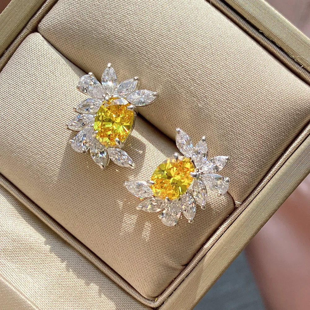 Huitan Trendy Luxury Brilliant Crystal/Yellow CZ Stud Earrings Women Fancy Bride Wedding Earrings Birthday Gift Fashion Jewelry