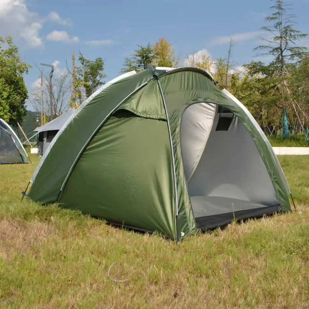 

Transparent Outdoor Tent Windproof Jungle Tent Camping Equipment