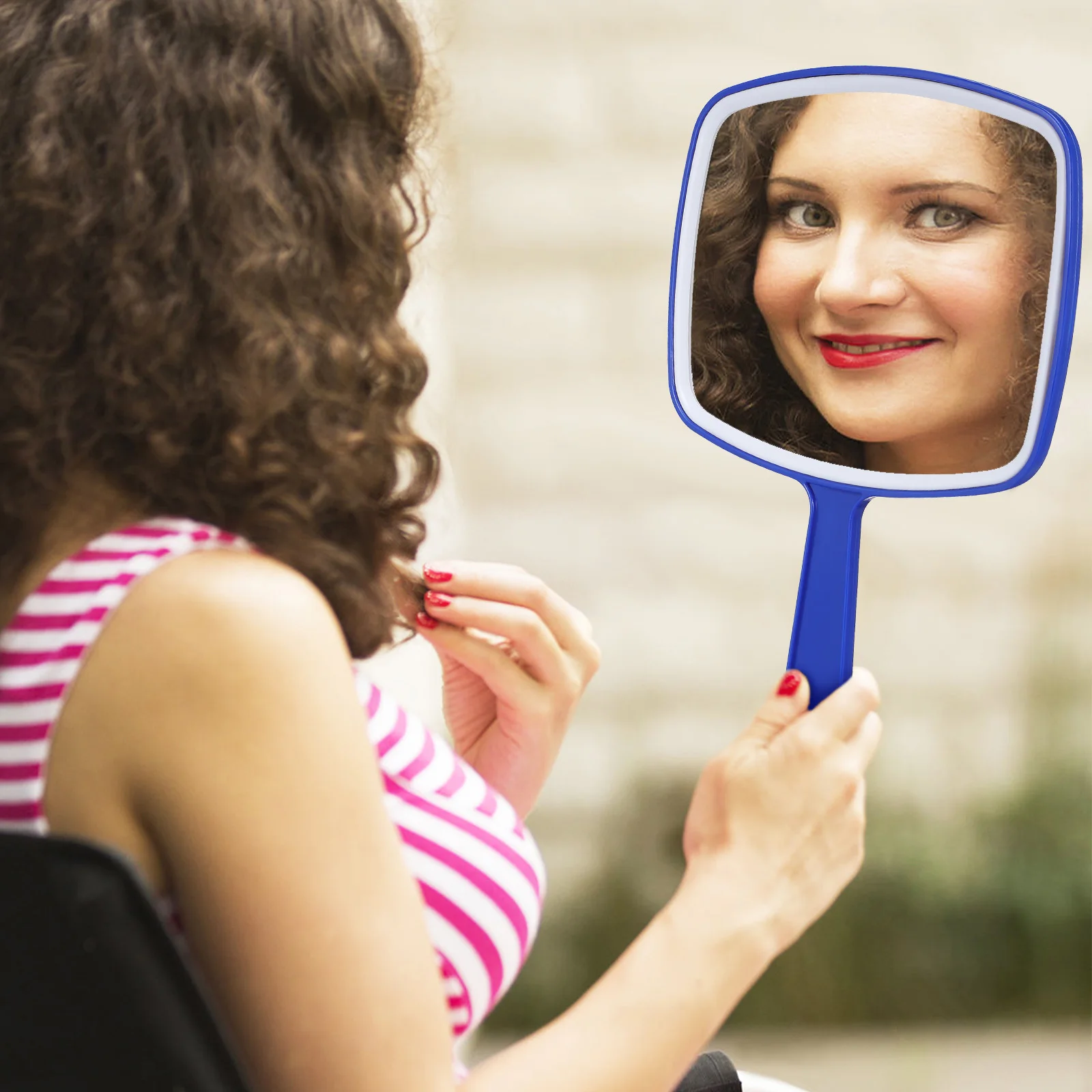 

3Pcs Large Handheld Makeup Mirror High Definition Reflection Ergonomic Handle Portable Beauty Tool for Home Travel Purse Carry