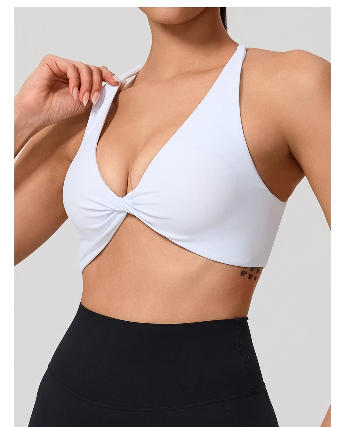 Hearuisavy Sexy Sport-BH für Damen mit Rückenkreuzdesign, Atmungsaktives Yoga-Top, Fitness-Unterwäsche, Workout-Oberteil für Frauen – Detail 30