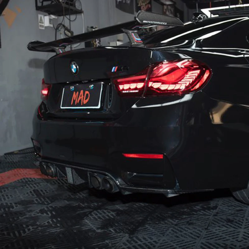 The carbon fiber beautification style of the rear spoiler of GM's rear wing suitcase is suitable for BMW M2 M3 M4 F80 F82