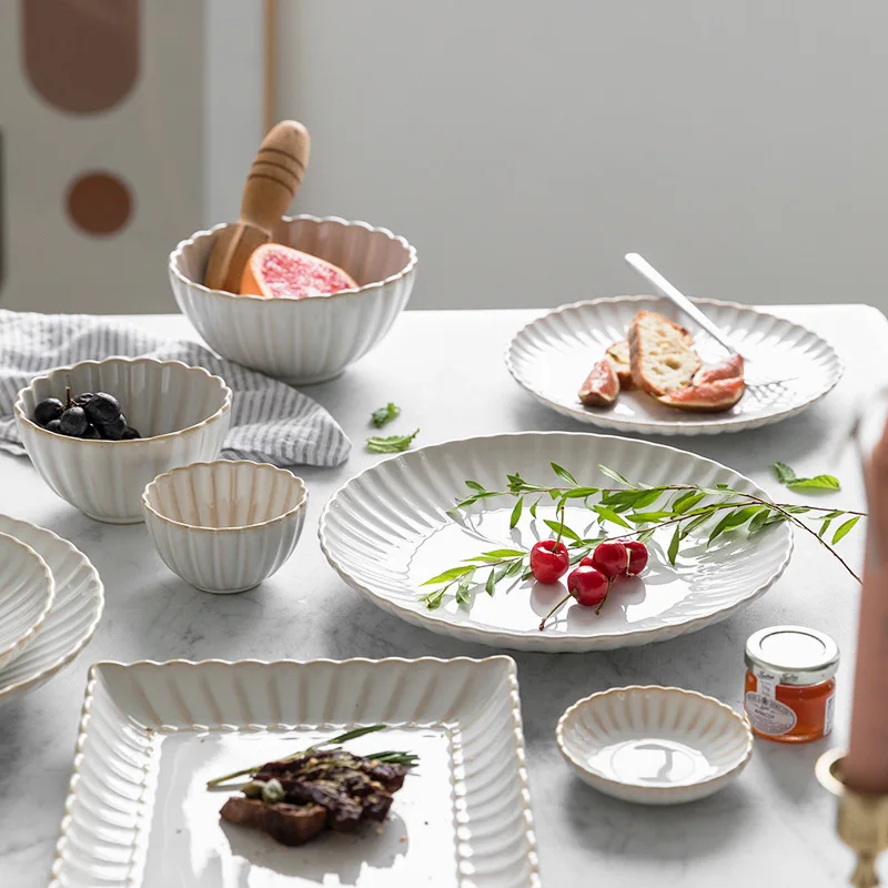 Nordic Matte Glazed Ceramic Dishes Serving Plate Salad Soup Bowl Flat Plate Chrysanthemum Shaped Kitchen Dinner Set