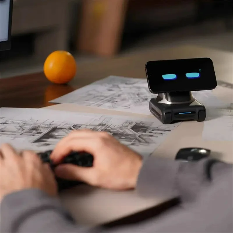 LOOI-Robot, Turn Smartphone On Desktop, AI Gesture, Recognition, GPT Voice Interation, Toy