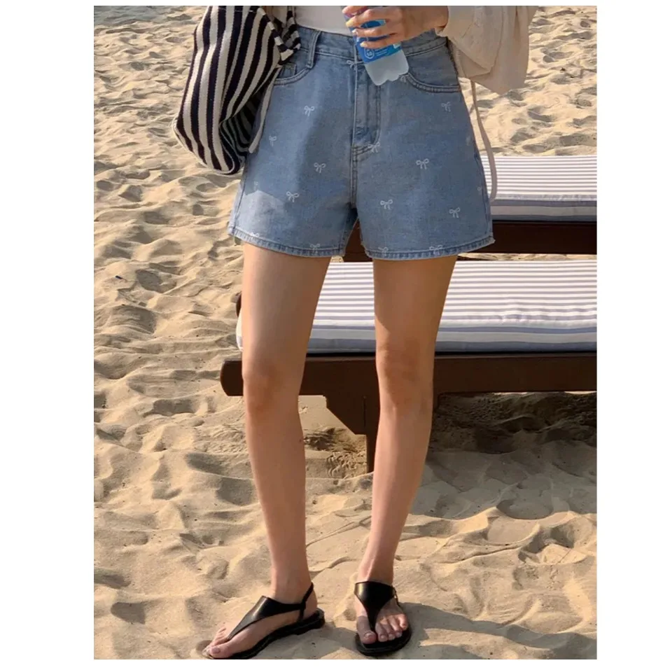 Simple Casual  Knot Print Three-Quarter Denim Shorts High Waist Short Pants Summer Collection for Young Women