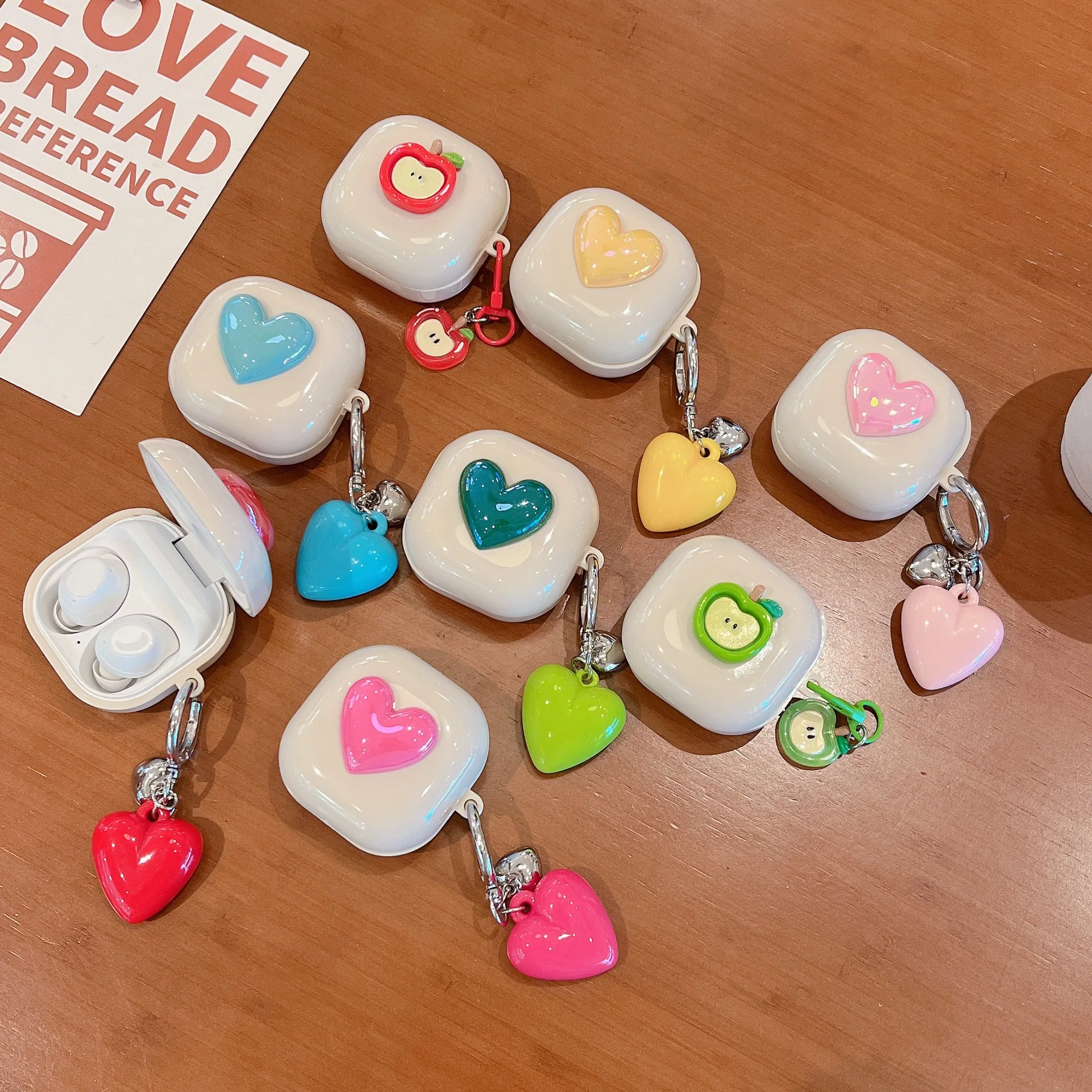 

Love Case For Samsung Galaxy Buds Pro Live 2 Buds2 Pro Cover Protective Shell for Galaxy Buds FE Buds Core With keychain