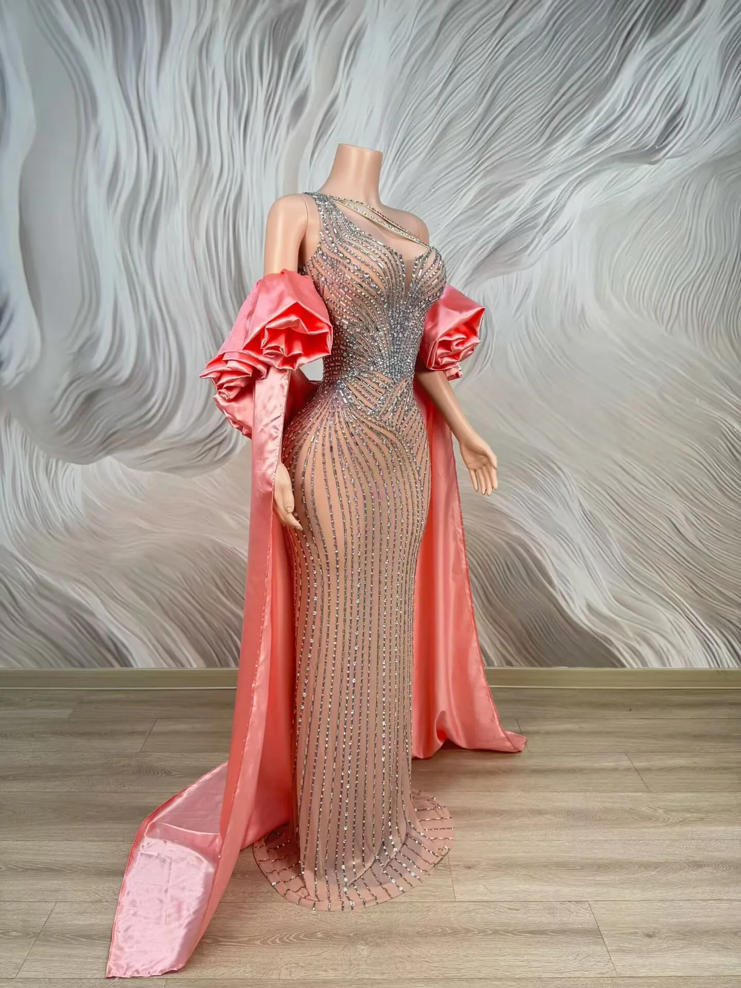Luxury Drag Queen Performer Wear Women Sparkly Rhinestone Dance Dress Red Carpet Elegant Evening Gown Photo Shoot Stage Wear view 3