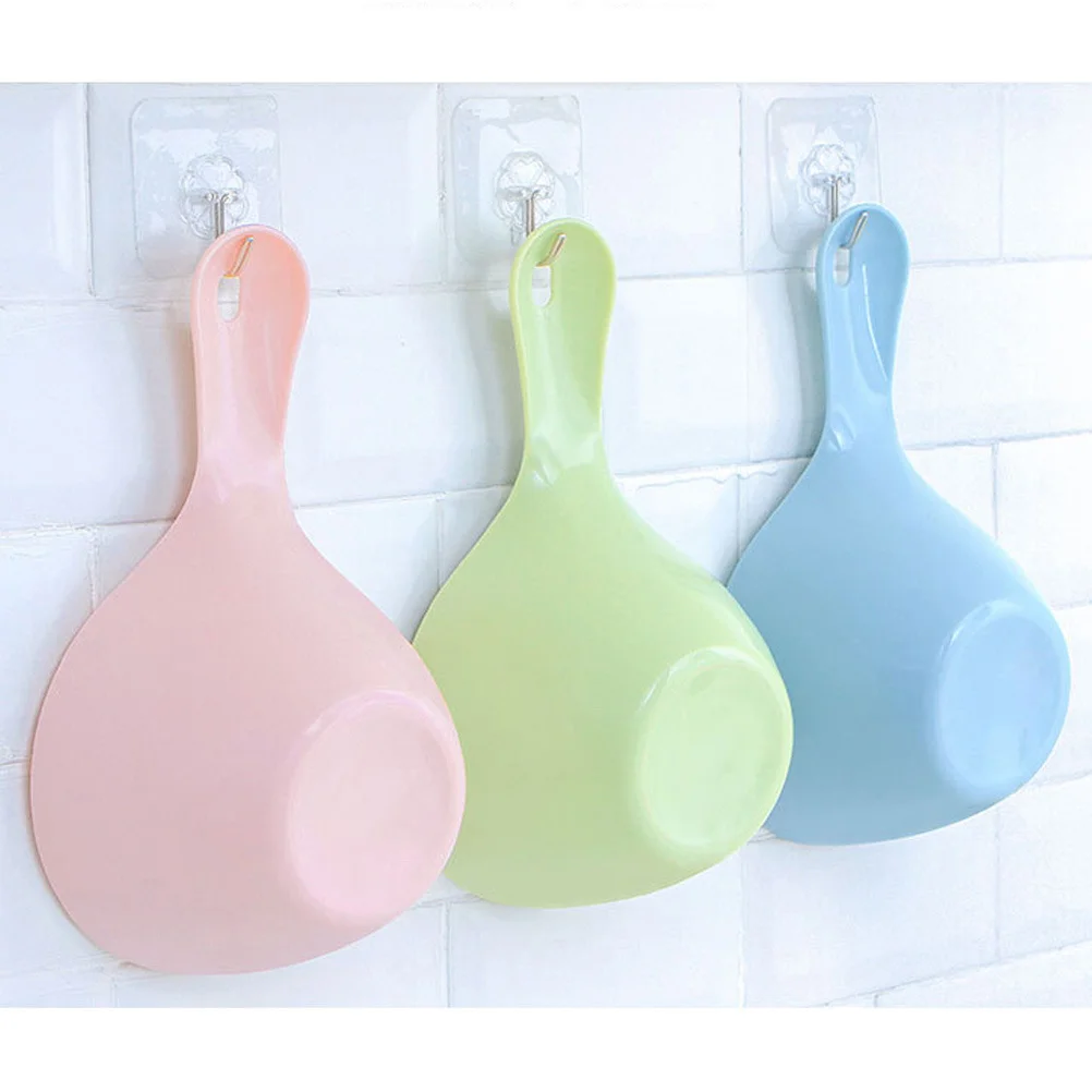 

1pc Wide Handle Water Dipper Plastic Thickened Bailer For Home Kitchen Bathroom Garden Multi-Purpose Water Scoop Ladle Blue