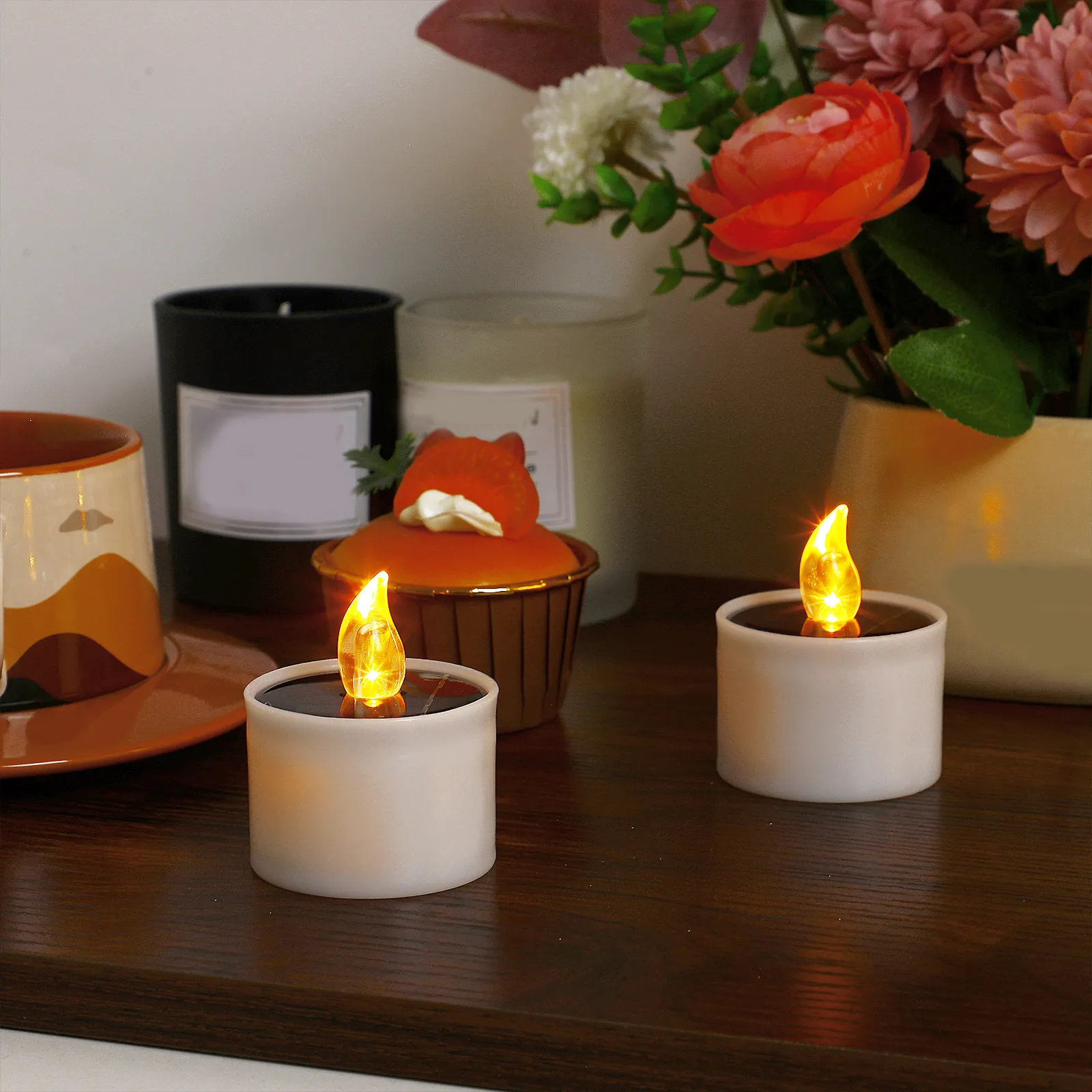 2Pcs LED Solar Light Yellow Flicker Flameless Candles Solar Energy Tealight for Home Garden Wedding Decoration Waterproof
