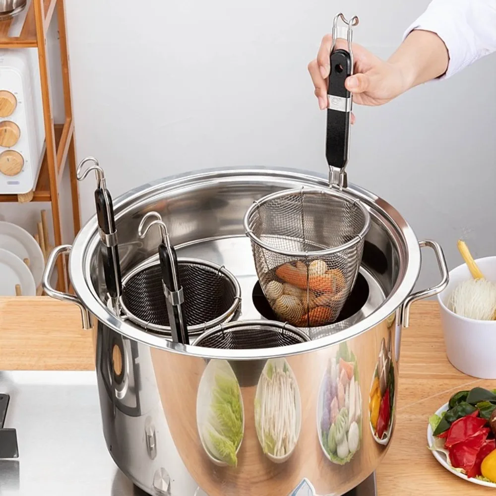 

Stainless Steel Noodle Funnel Wooden Handle Thickened Fine Mesh Sieve Spoon Multifunctional Pasta Basket Strainer