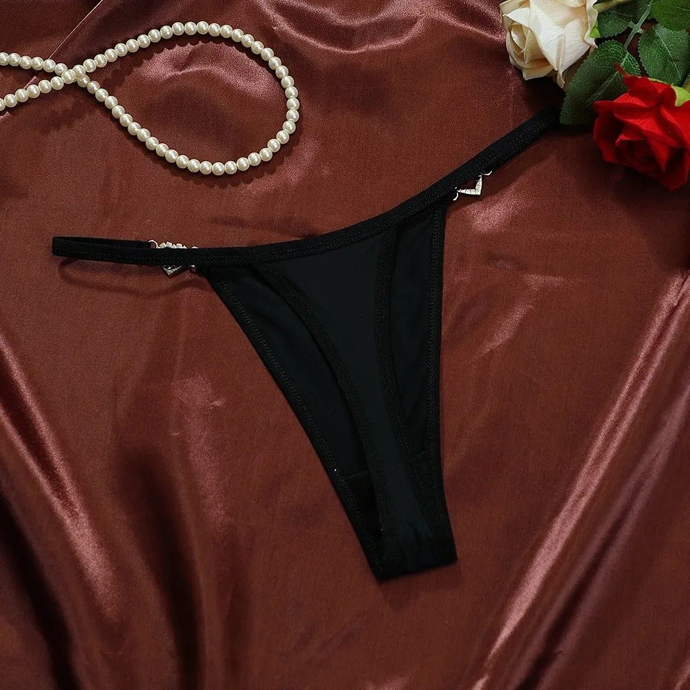 Fashion Cotton Crotch Heart Rhinestone Thongs Traceless Low Waist Bikini Briefs Solid Color Underpants T-back Panties Daily Wear