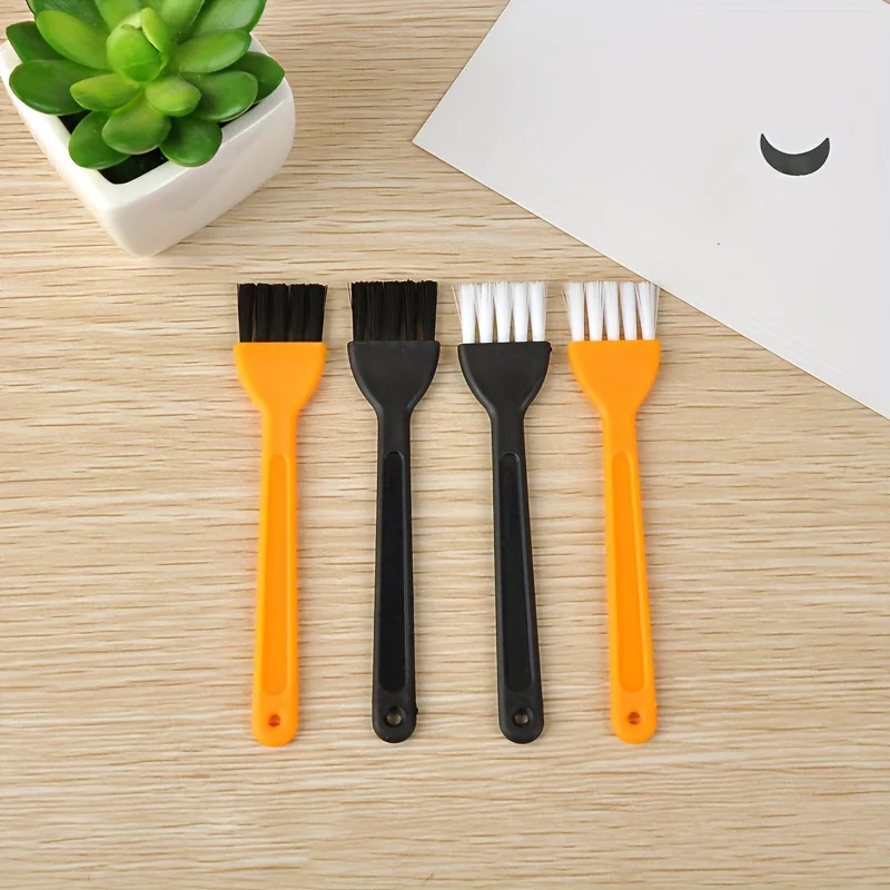 Set of 4 Computer Cleaning Brushes - Multifunctional Portable Brushes Suitable for Keyboards, Laptops, And Electronic Device Maintenance - Detail 1