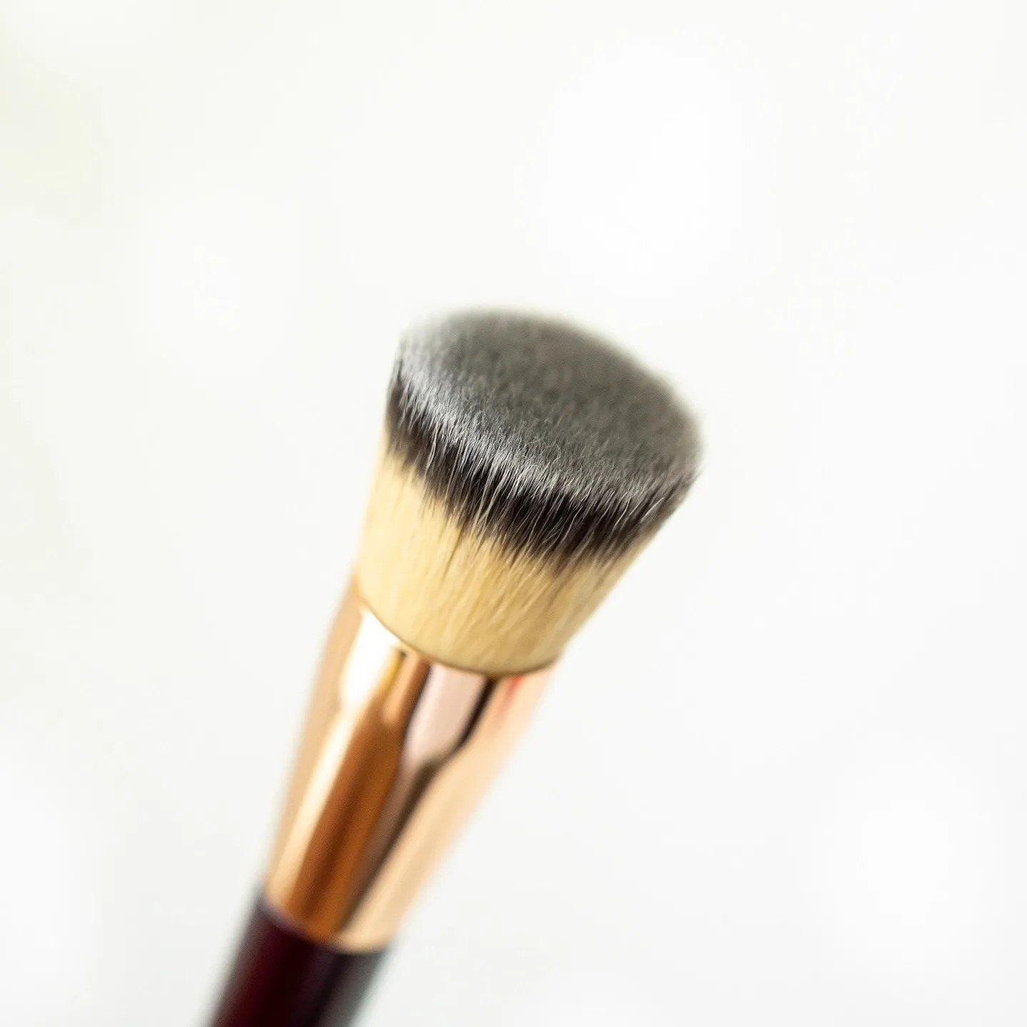 فرشاة مكياج بودرة أحمر الخدود السائبة لظلال العيون، فرشاة مكياج مرآة محيطة ناعمة متوهجة، فرشاة أحمر الخدود من الألياف الناعمة، فرشاة عصرية للوجه CT