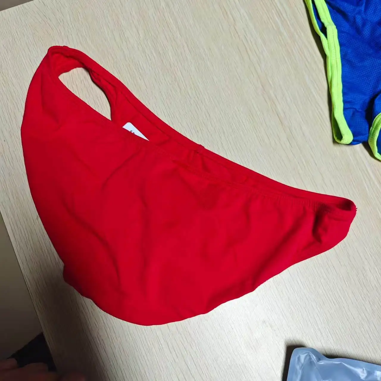 2026Solid Color Cotton Real Shot Simple Year of the Dragon New Big Red Men's Beach Cotton Shorts Panties 240101
