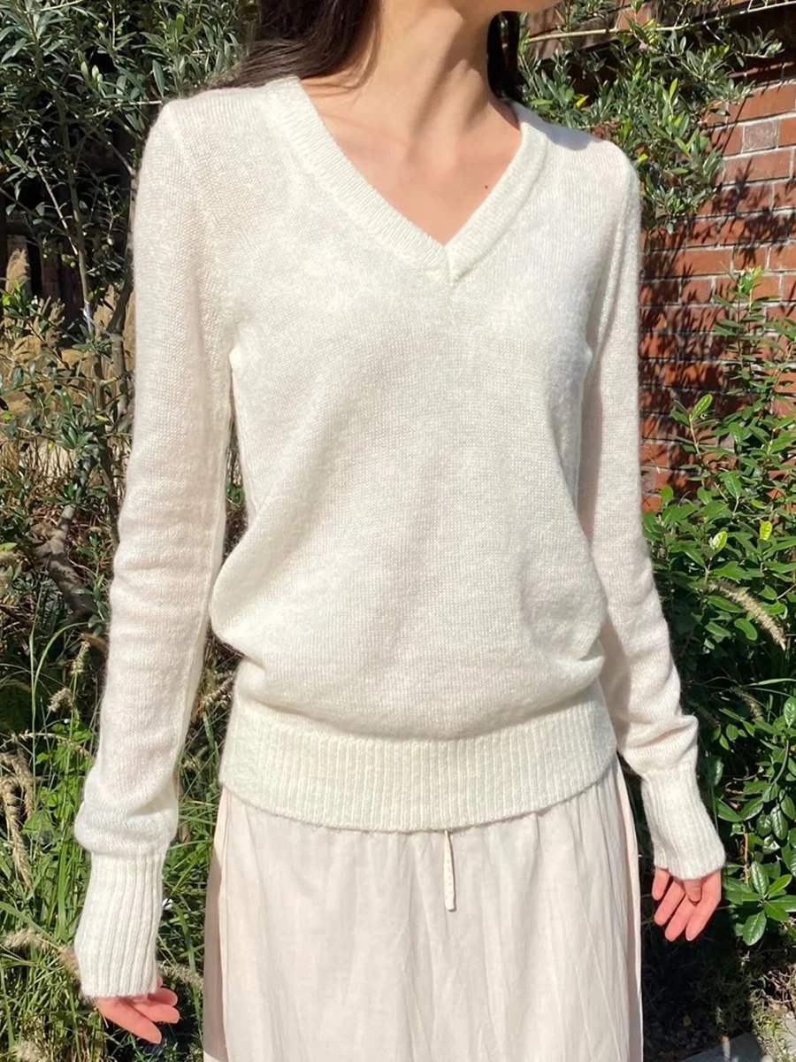 

Beige Knitted Sweater Women Autumn Winter V-neck Long Sleeve Cotton Pullover Tops Female Solid Simple Sweet Jumper 2025 New