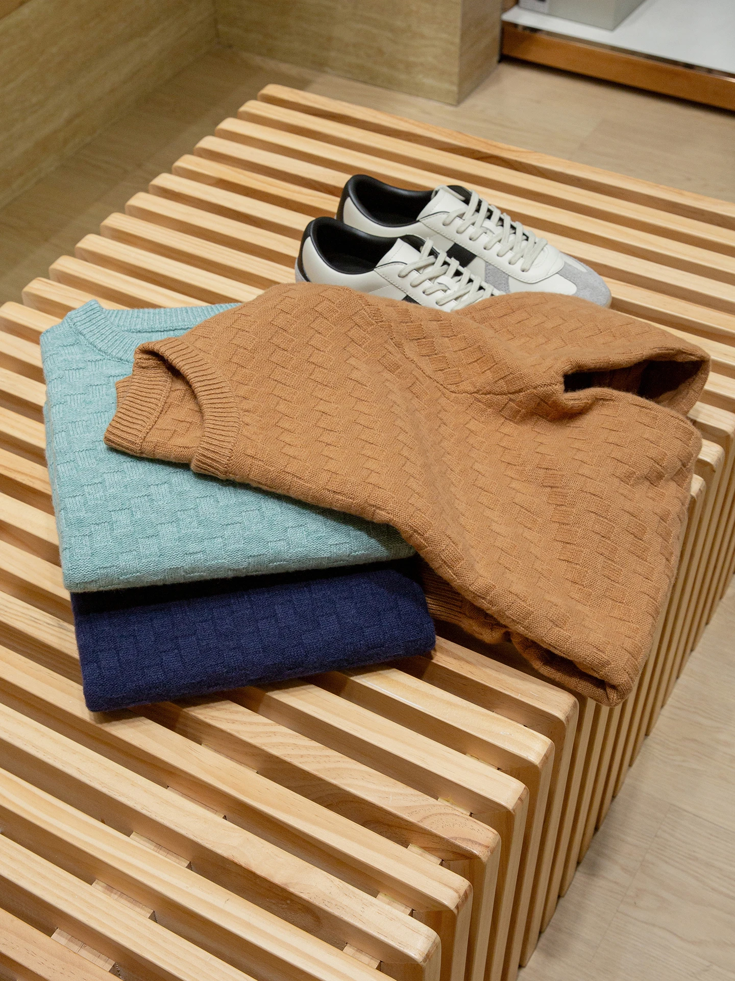 

Chessboard Jacquard 100% Wool Men's Crew Neck Knitted Sweater