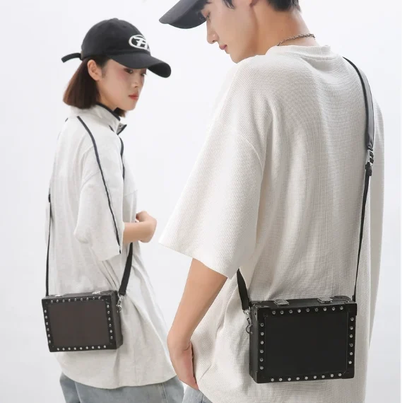 Minimalist Men's Hard Shell Box Shoulder Bag Fashionable Rivet Male Crossbody Bags Unisex Luxury Messenger bag for Men sac сумка
