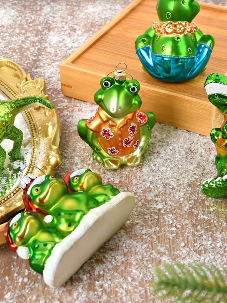 

Christmas Decorations Glass Frog Painting