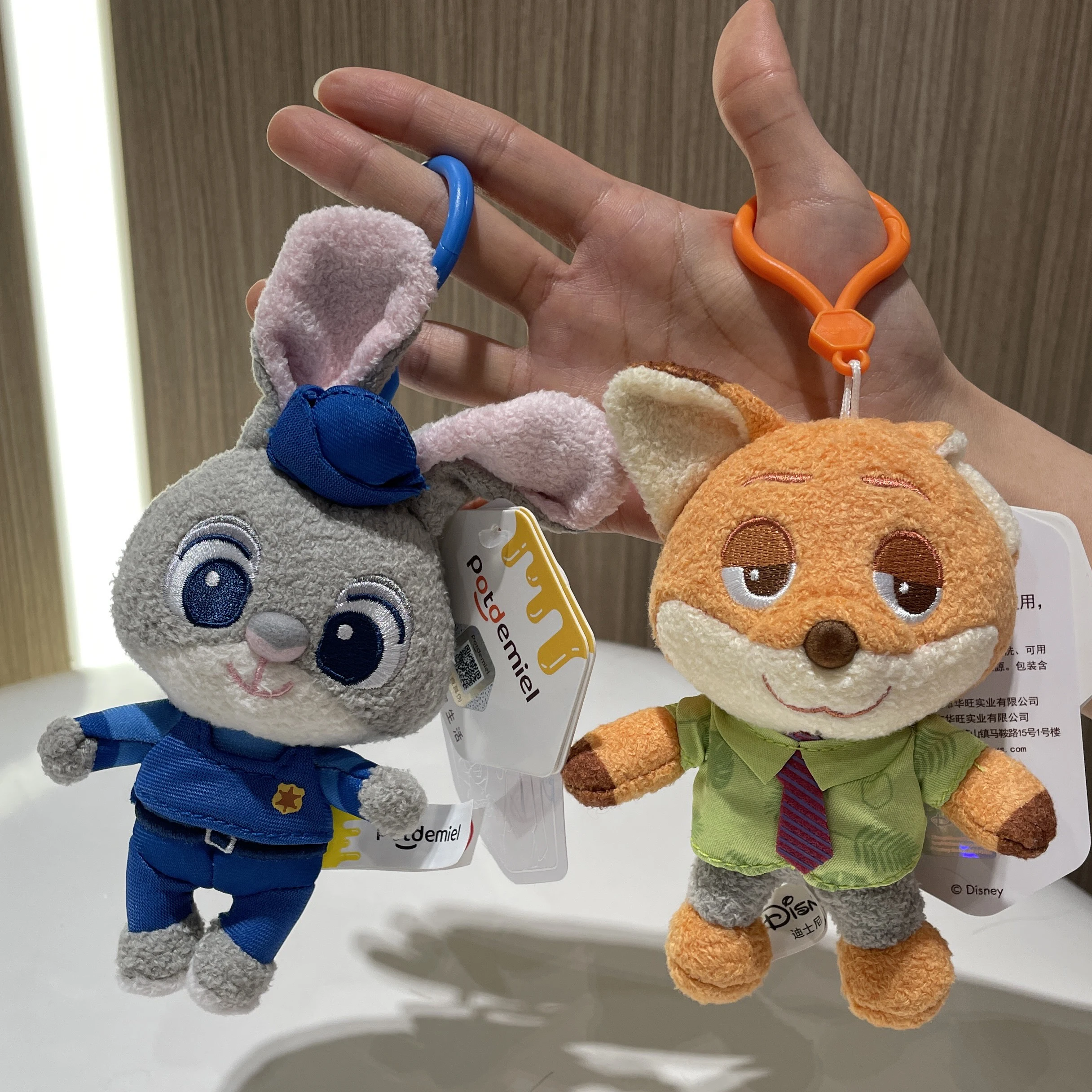 Genuine Zootopia Plush Keychain Judy Nick Sloth Sheep Leopard Finnick Pendant Cute Charm Sloth Keychain Decoration Birthday Gift