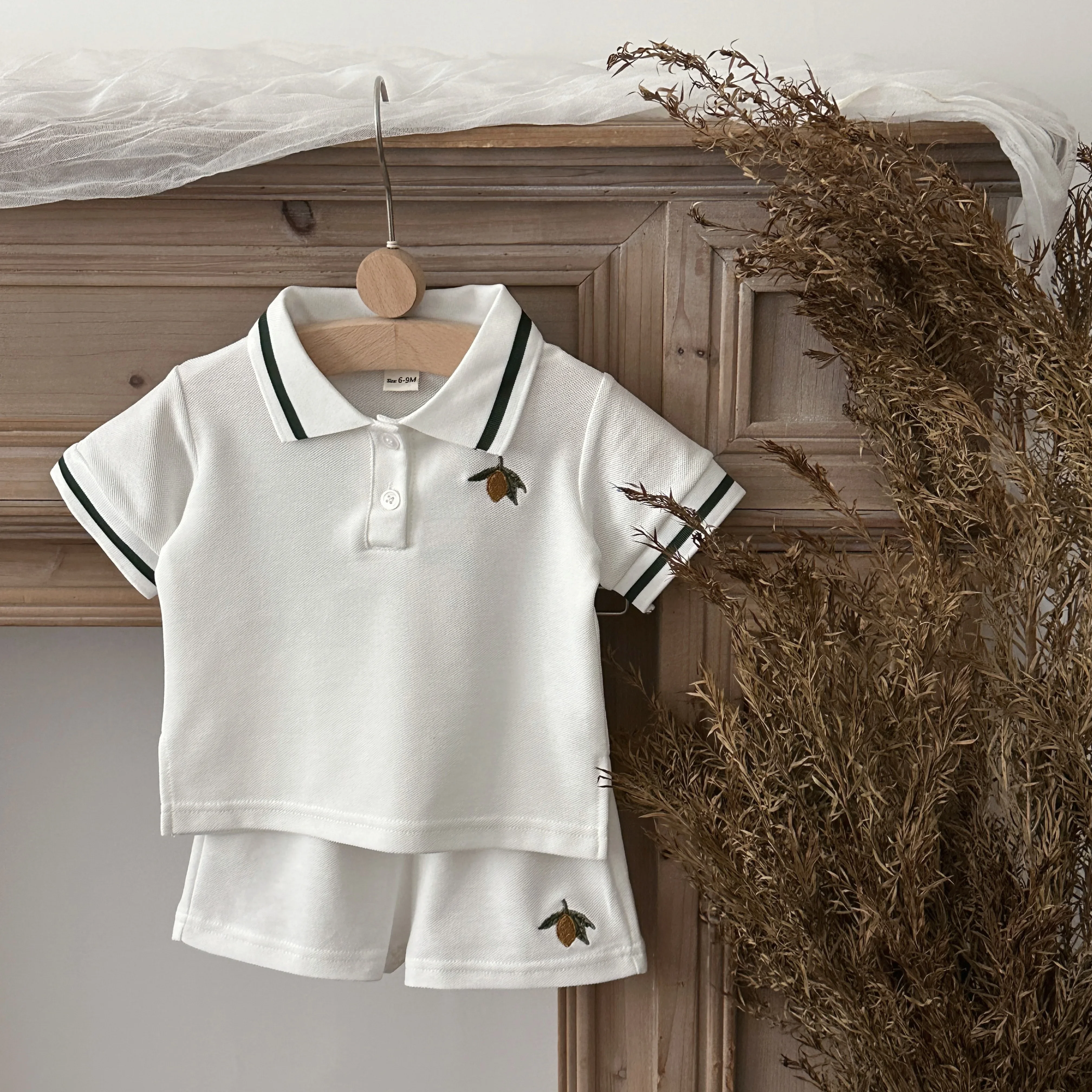 2-Piece Baby Boy Summer Leisure Outdoor Cotton Breathable Fruit Embroidery Short Sleeve Shorts Set Suitable for 0-3Years Old