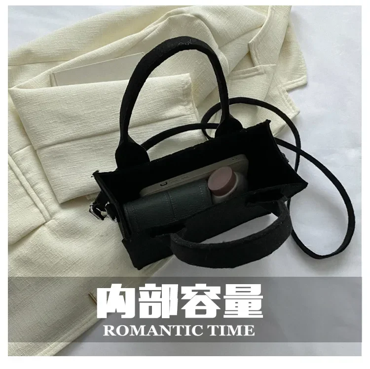 Women Small Square Bag 2024 New Simple And Versatile Casual Handbag Fashion Popular Felt Oneshoulder Messenger Bag