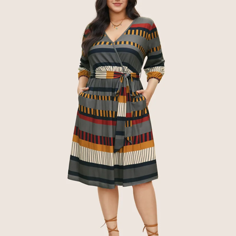 Fashionable and Comfortable Knitted Plus Size Women\'s Dress with Colorful Checkered Pattern.