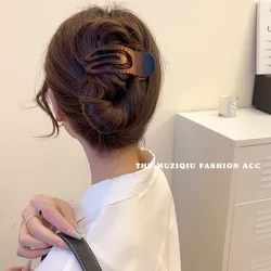 Korean Solid Color Frosted Hair Claw Simple Elegant Acrylic Hair Clips Hairpins Barrette Headwear Women Girls Hair Accessories